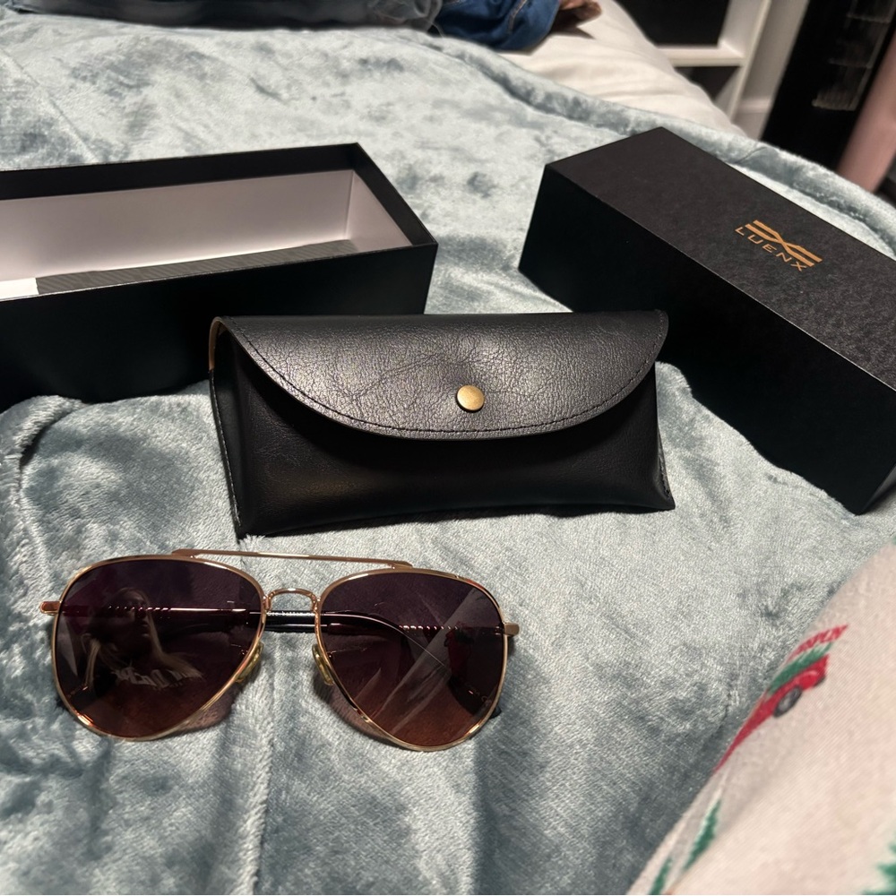 Gold and Black Aviator Glasses with Elegant Case